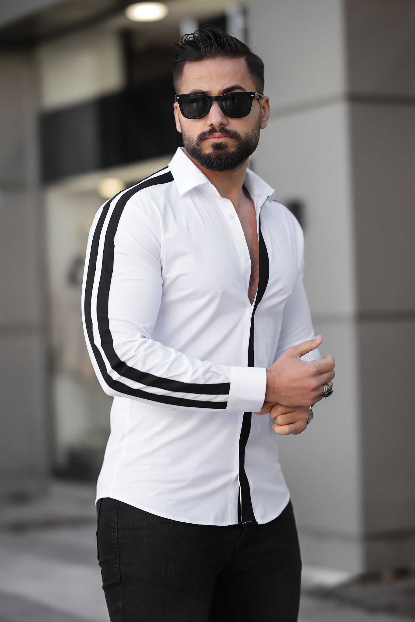 Kol Omuz Şeritli Erkek Gömlek - Görsel 3